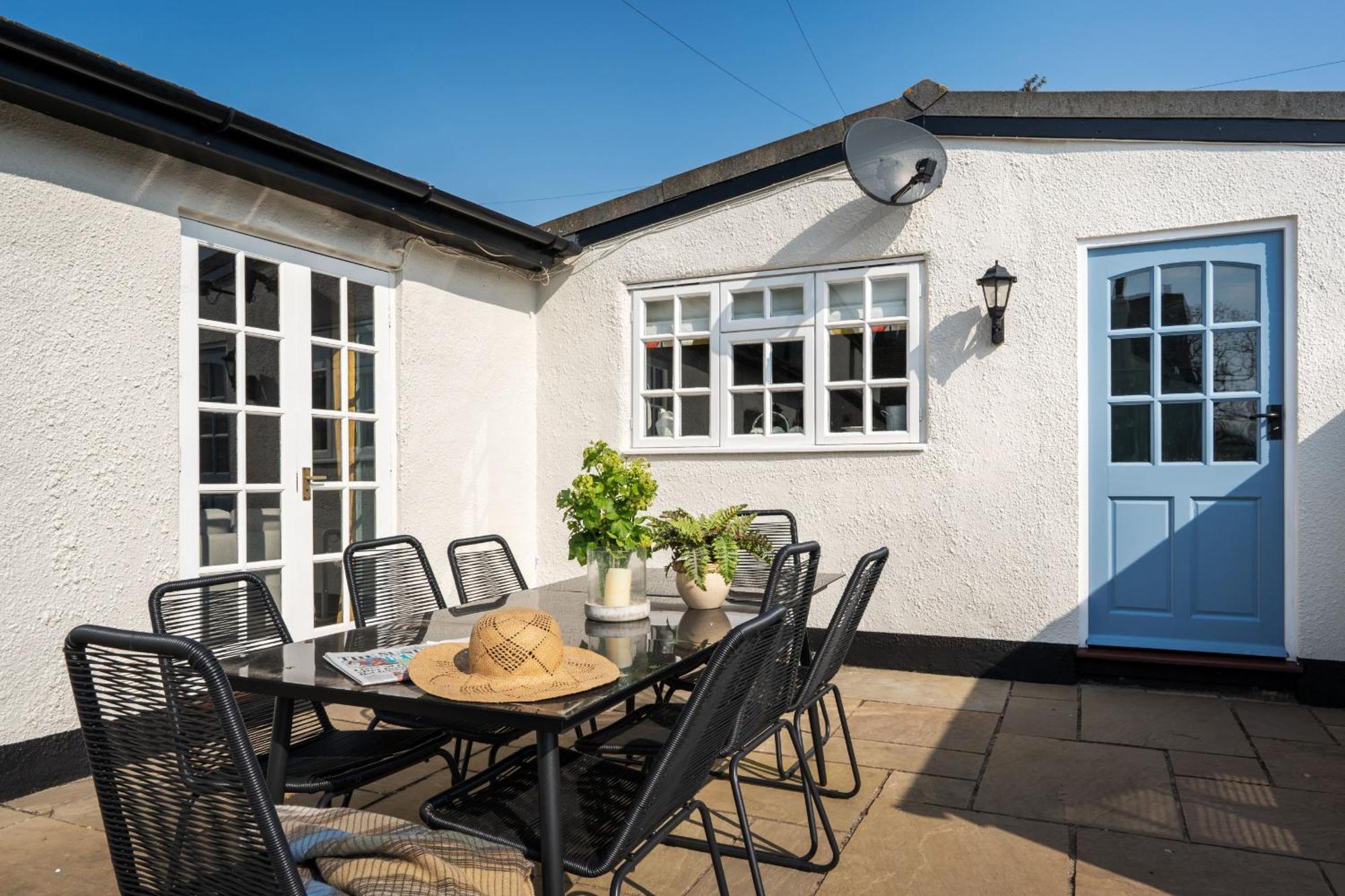 The Cottage - Characterful, Coastal Family Home With New Hot Tub Dawlish Esterno foto